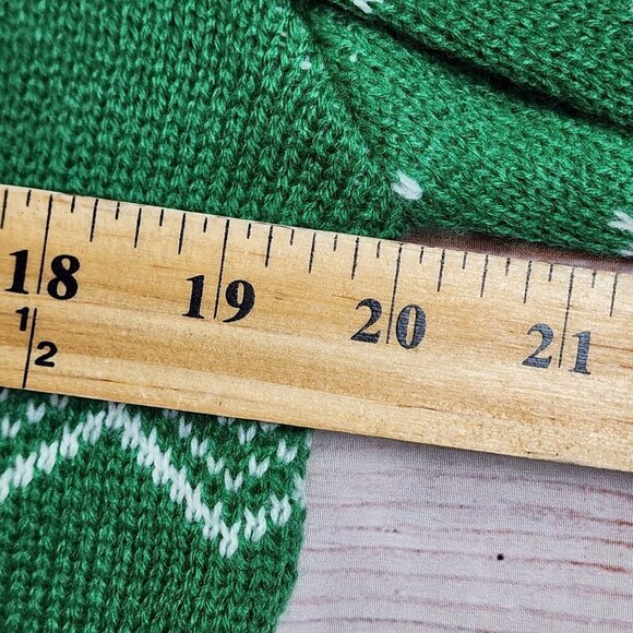 MFC Green Christmas Sweater Crewneck Knit Unisex Holiday Pullover Size S - Picture 7 of 7